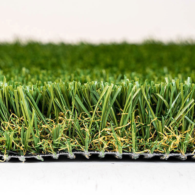 Artificial grass sample for luxury lawns and putting greens in Arizona.