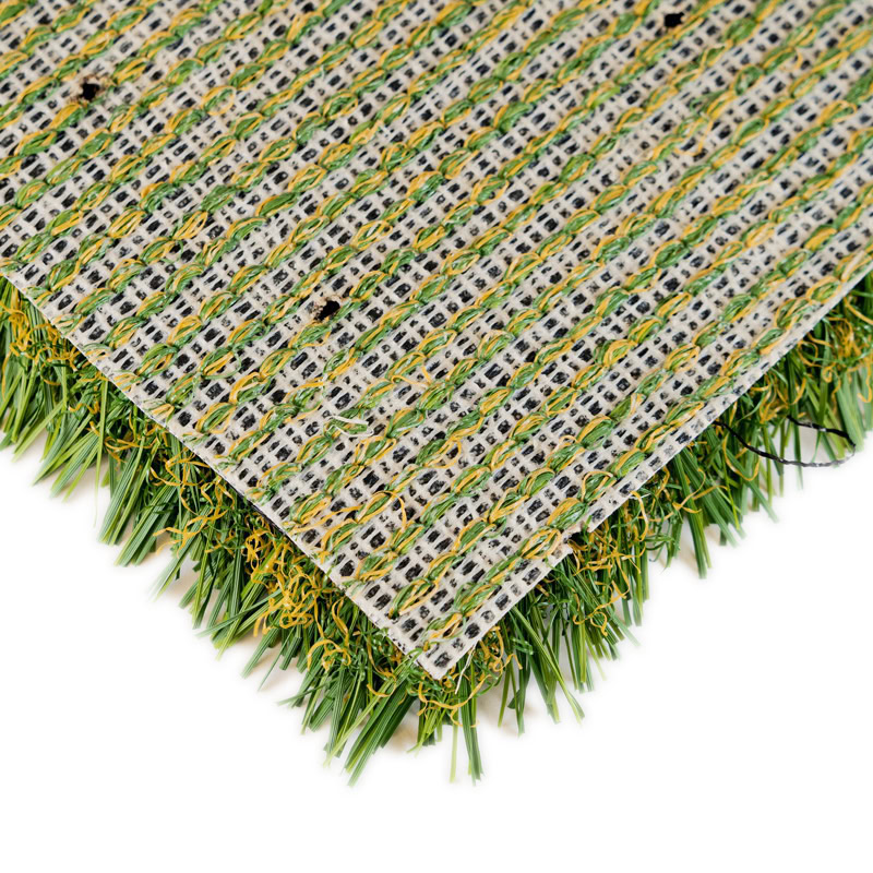 Artificial turf sample for luxury lawns and putting greens in Arizona.