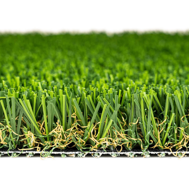 Artificial turf for luxury lawns and putting greens in Arizona.